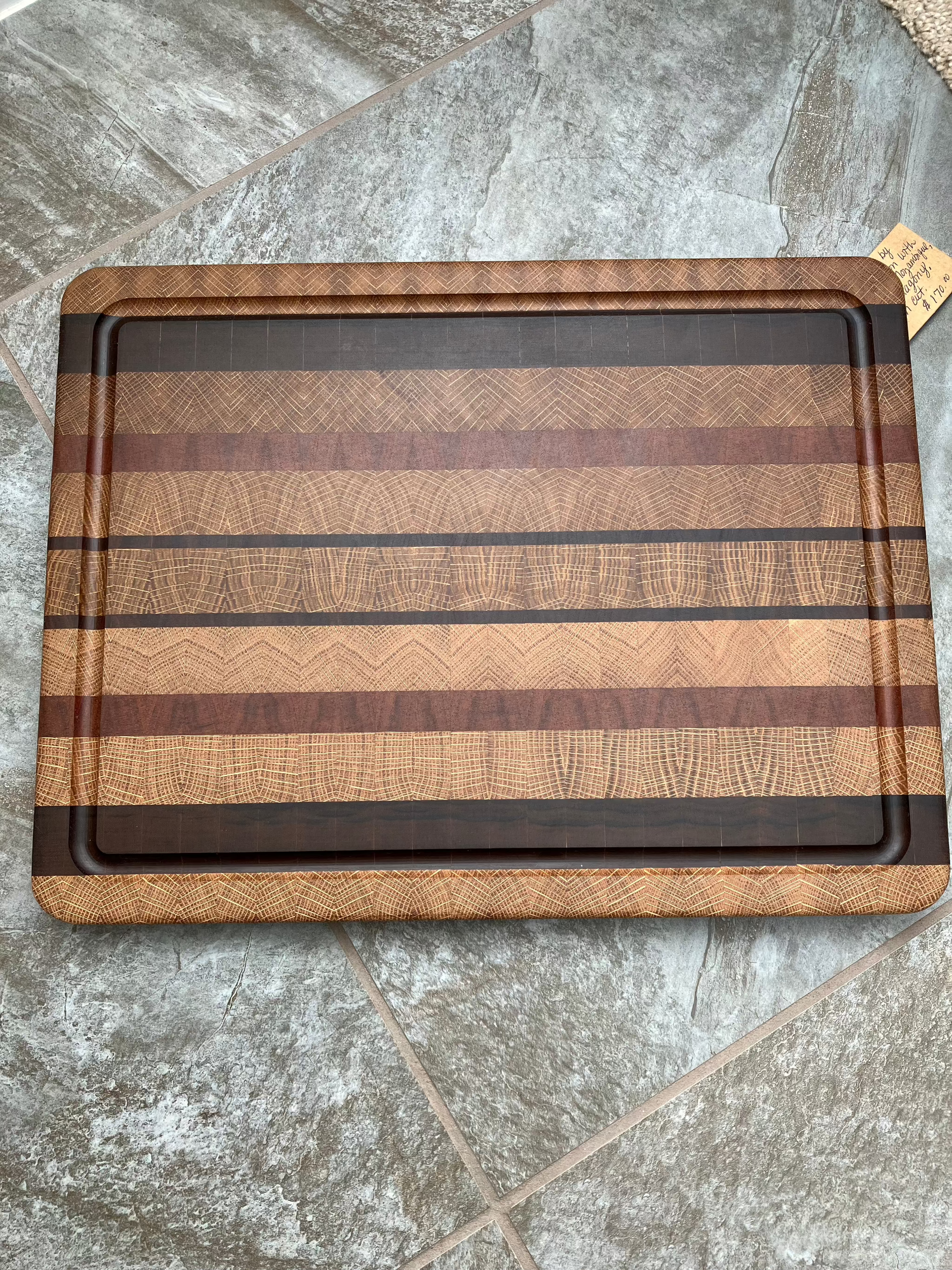 End grain wooden cutting board